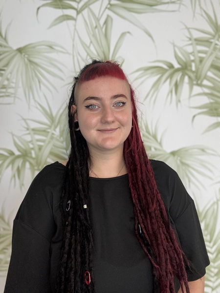 Selina von C'est la vie — Hair, Tattoo & Piercing — Oberboihingen